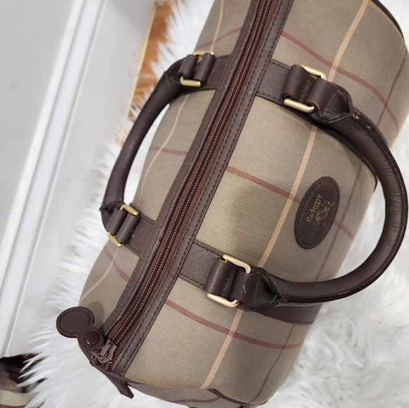 🔹️Burberry 🔹️VINTAGE mediun size Boston w/ COA - Picture 8 of 15